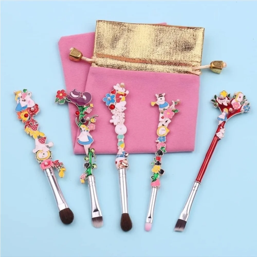 Disney Alice in Wonderland Makeup Brush Set, Eye Shadow Brush Set of 5